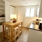 Alp Centre Location With Traditional Design And Self Check-in *