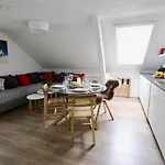 Alp Centre Location With Traditional Design And Self Check-in Apartment Engelberg