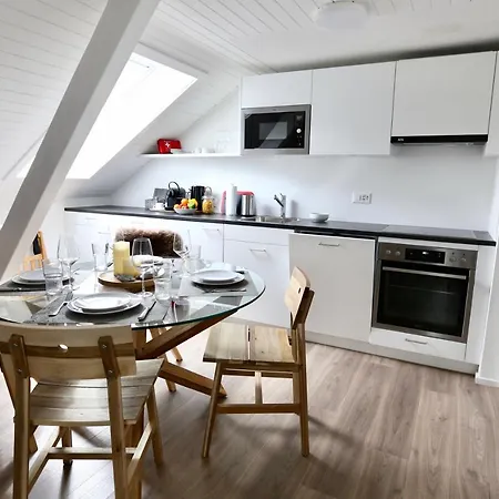 Alp Centre Location With Traditional Design And Self Check-in Apartment