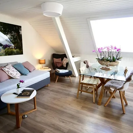 Alp Centre Location With Traditional Design And Self Check-in Apartment