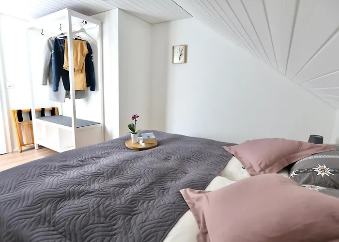 아파트 Alp Centre Location With Traditional Design And Self Check-in *