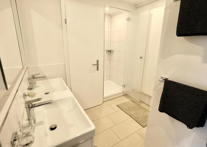 Alp Centre Location With Traditional Design And Self Check-in *